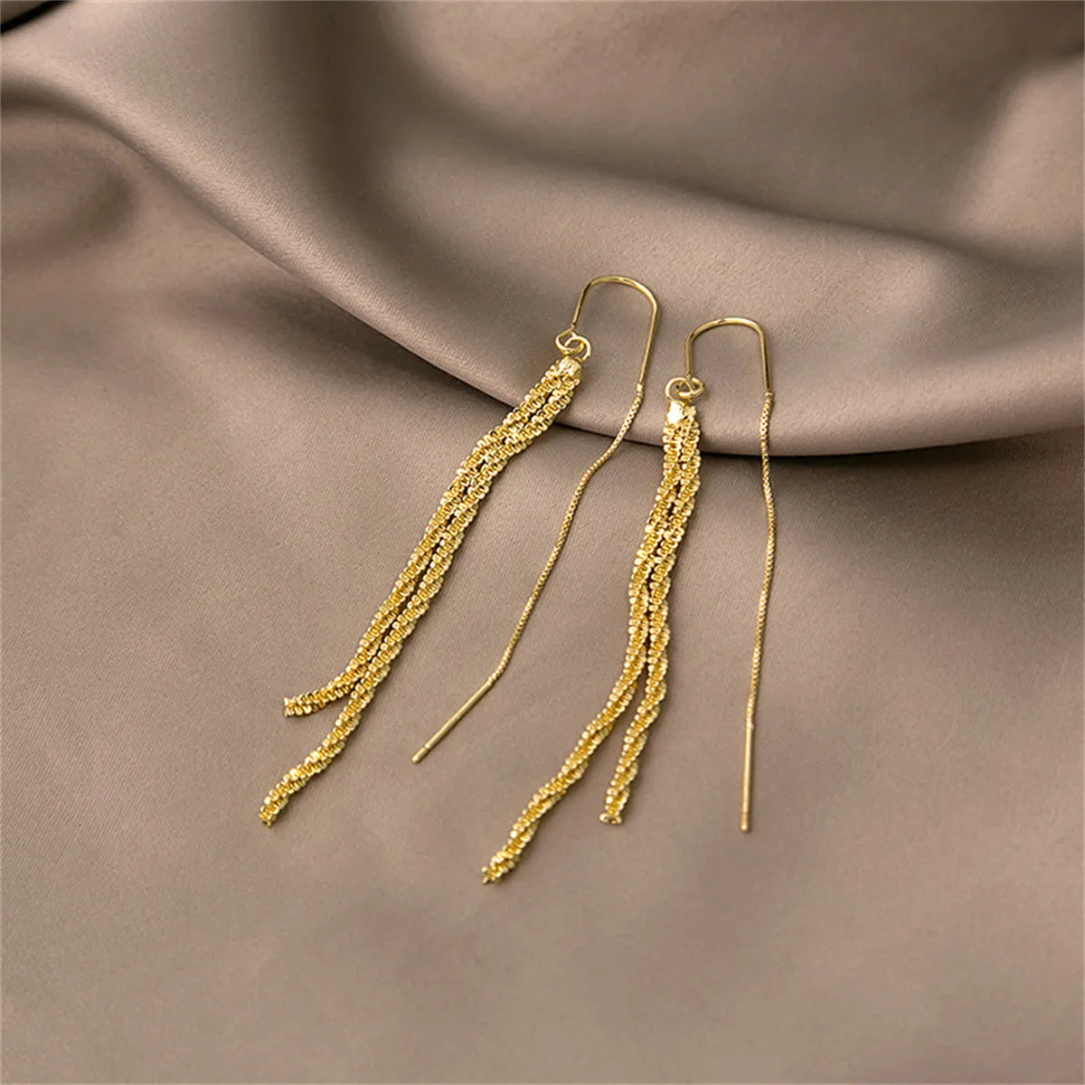 18K Gold-Plated Twine Ear Threaders