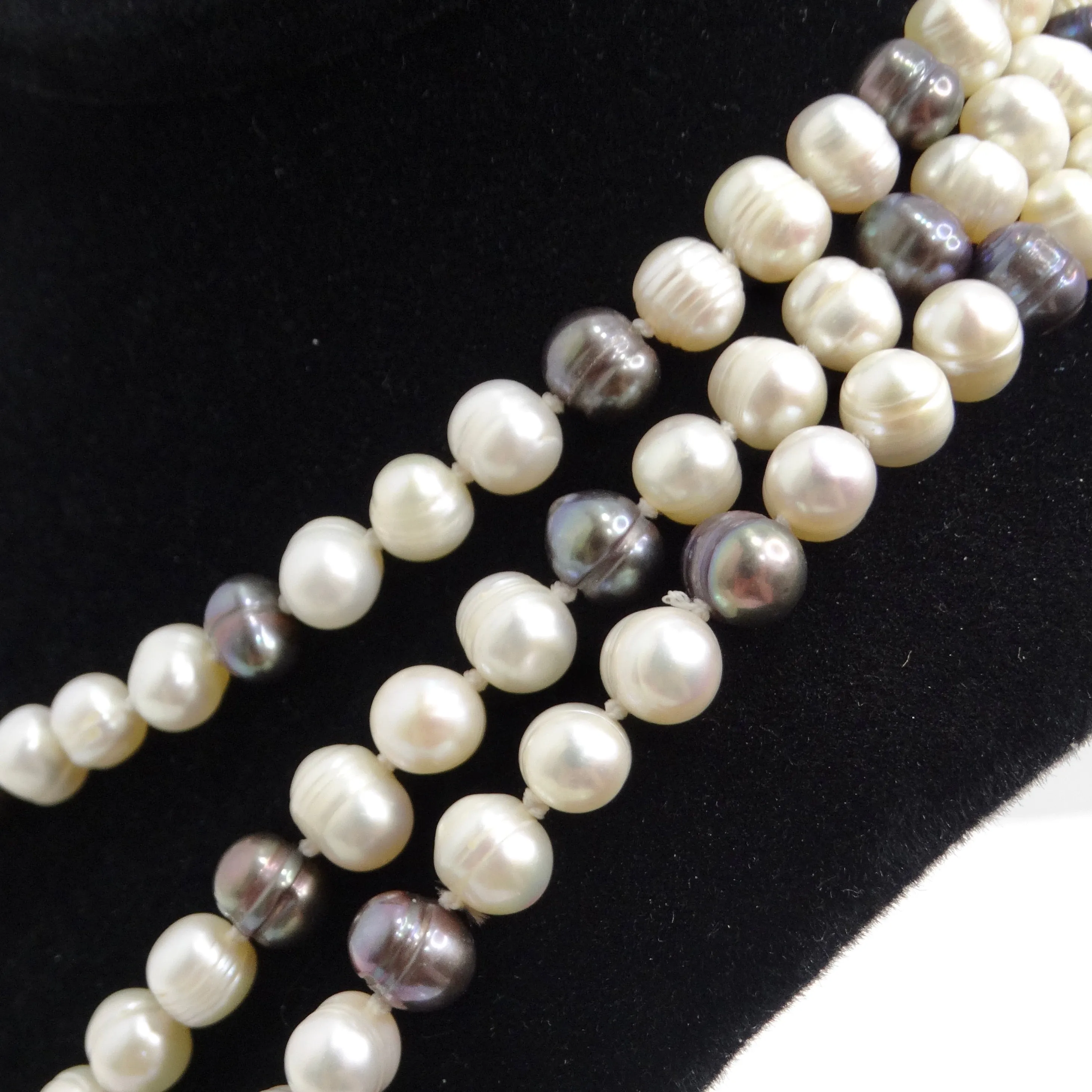 1960s Freshwater Pearl Necklace