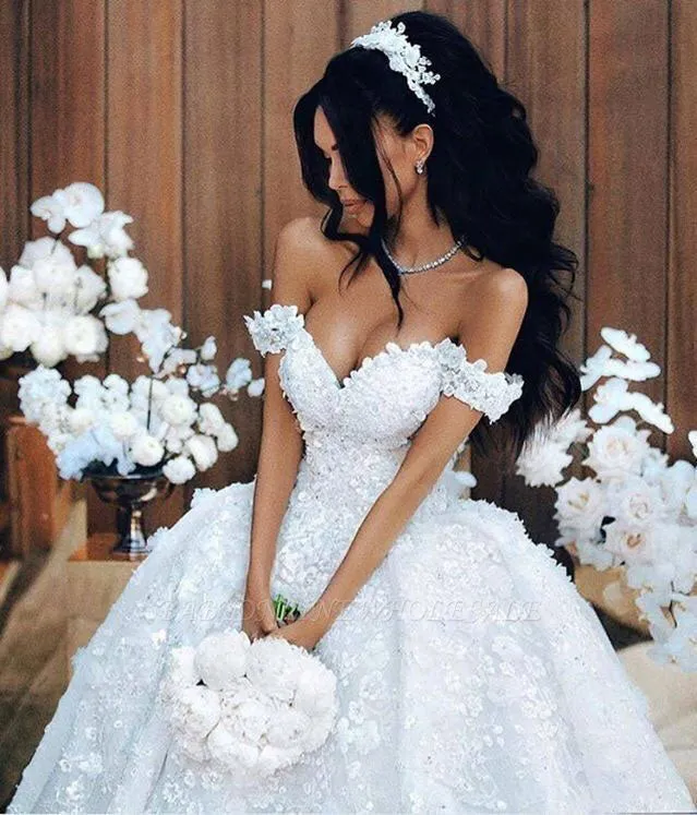Ball Gown Cap Sleeve V-Neck Luxury Wedding Dress Appliques Beaded Birdal Gown CA049