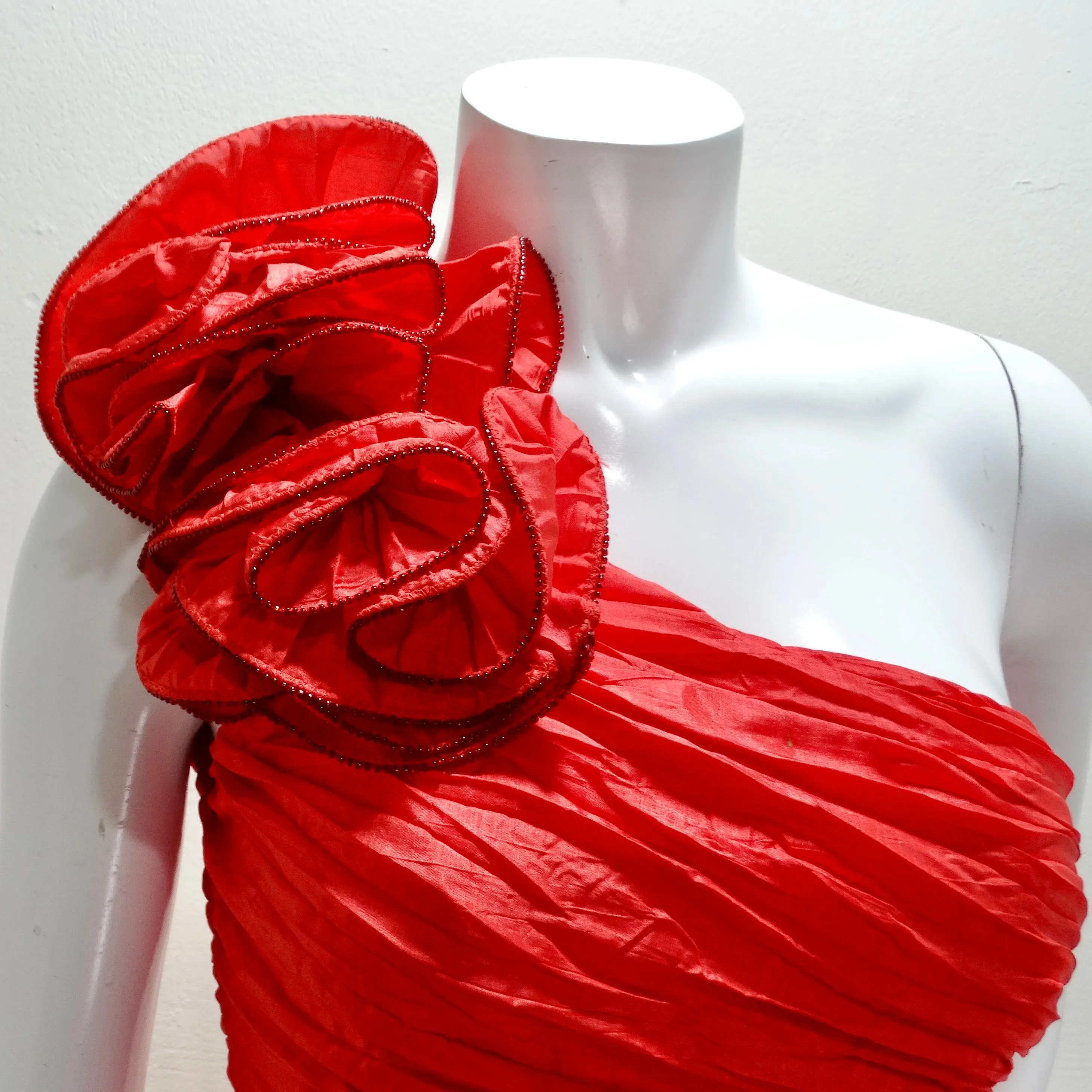 BB Collections 1980s Red Asymmetric Rose Motif Dress