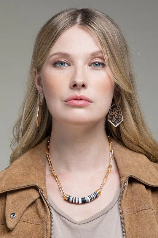 Beaded Bar Pendant Necklace in Black