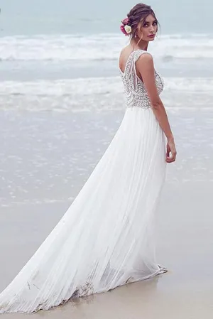 Beautiful A-line V-neck Sweep Train Sleeveless Tulle Bridal Gown Wedding Dresses with Beading OHD137