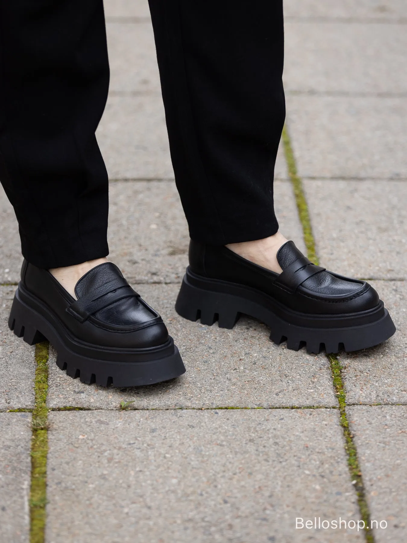 Bello Sort loafers med kraftig såle