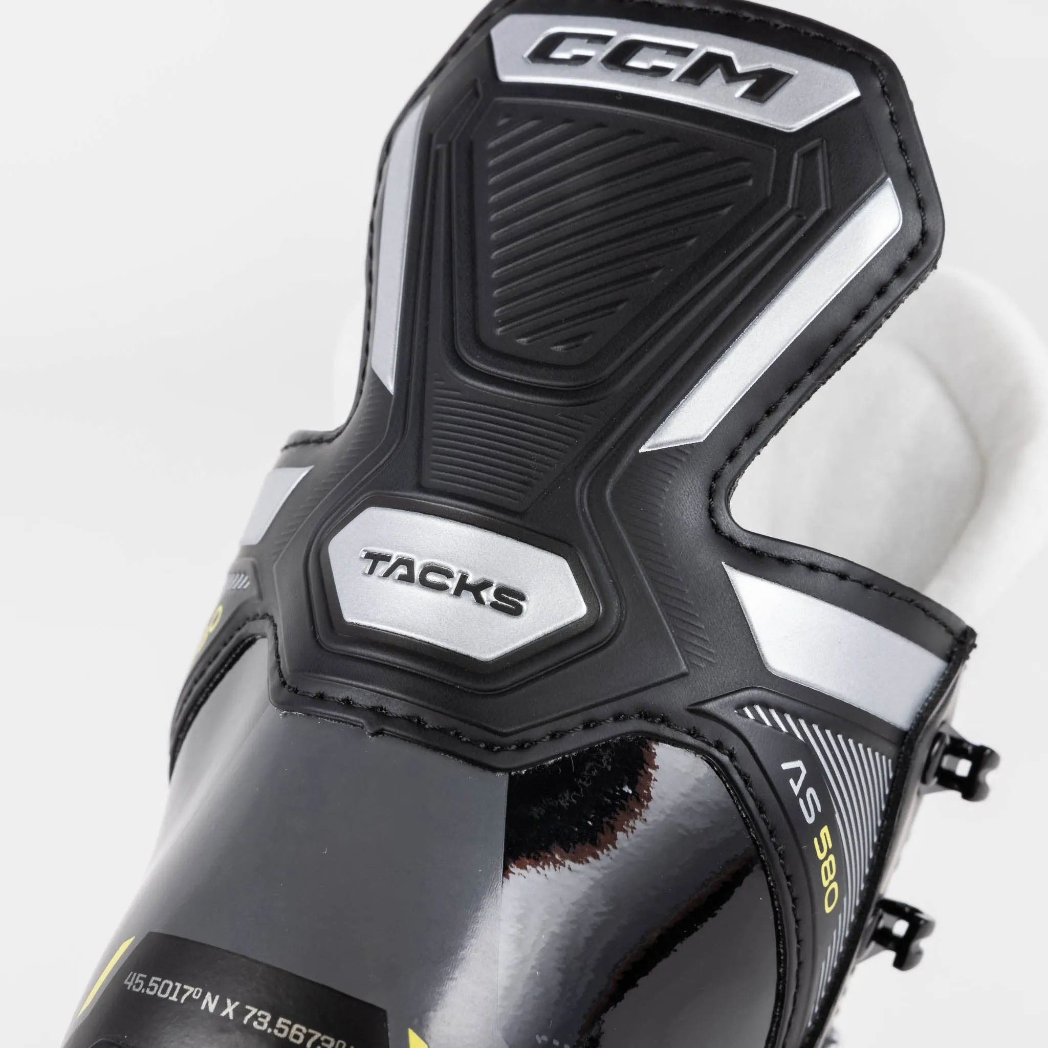 CCM Tacks AS580 Youth Hockey Skates