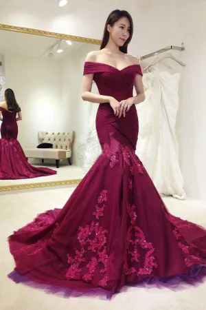 Chic Sparkly Trumpet/Mermaid Off-the-shoulder Sweep/Brush Train Sleeveless Applique Long Tulle Prom Dress OHC320
