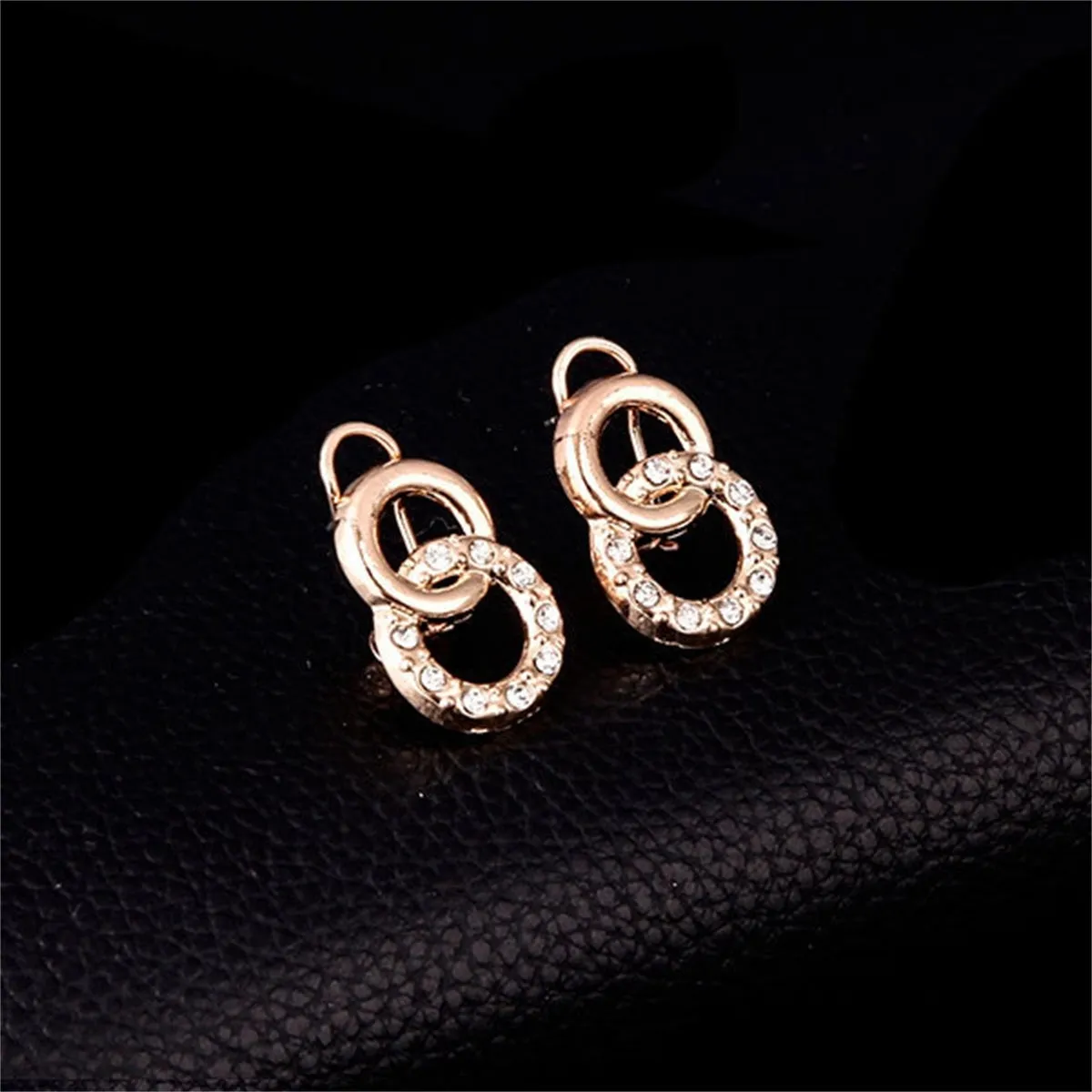 Cubic Zirconia & 18K Gold-Plated Interlocked Circle Statement Necklace Set