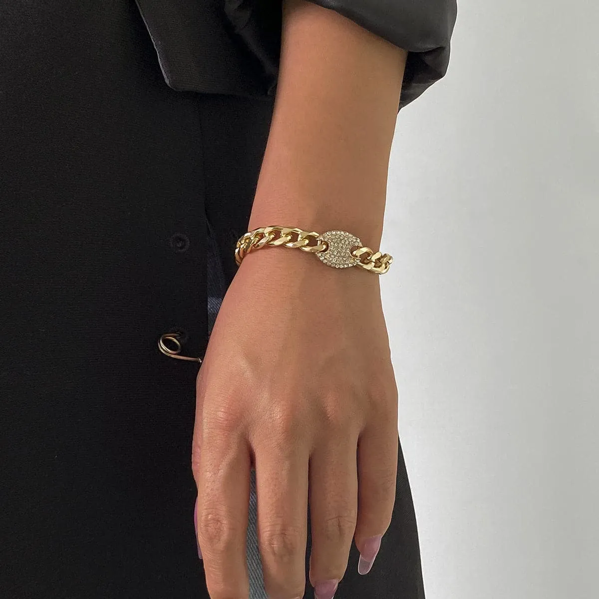 Cubic Zirconia & 18K Gold-Plated Oval Cable Chain Bracelet