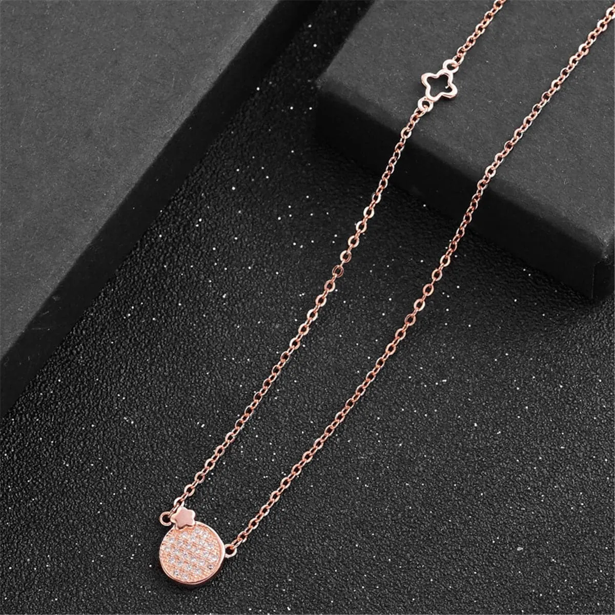 Cubic Zirconia & Sterling Silver Plate Pendant Necklace