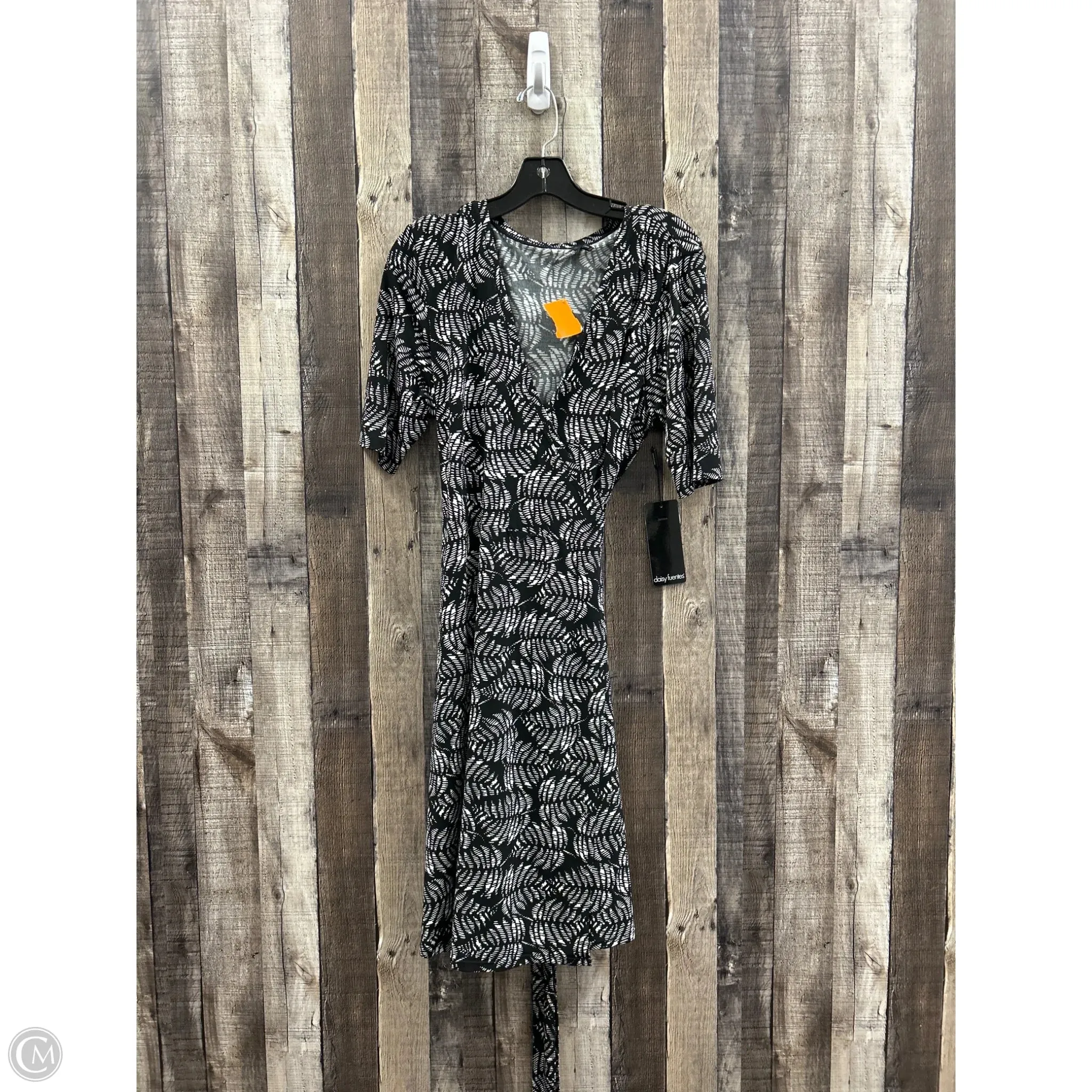 Dress Casual Short By Daisy Fuentes In Black & White, Size: Xlp