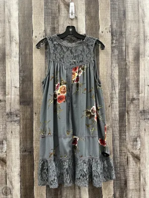 Dress Casual Short By Entro  Size: L
