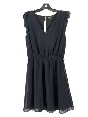 Dress Casual Short By Express  Size: M