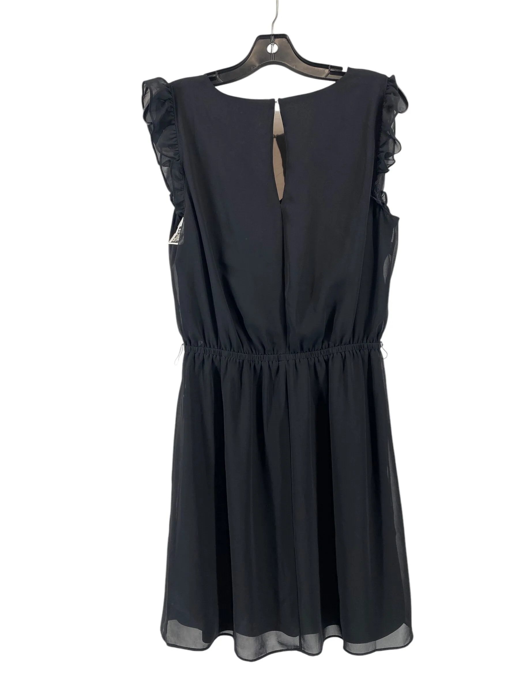 Dress Casual Short By Express  Size: M