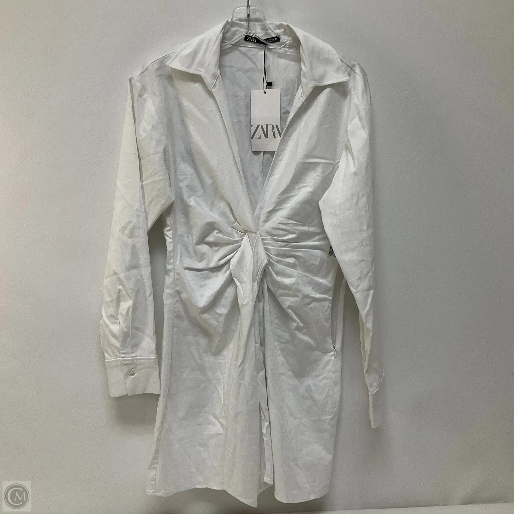 Dress Casual Short By Zara In White, Size: M