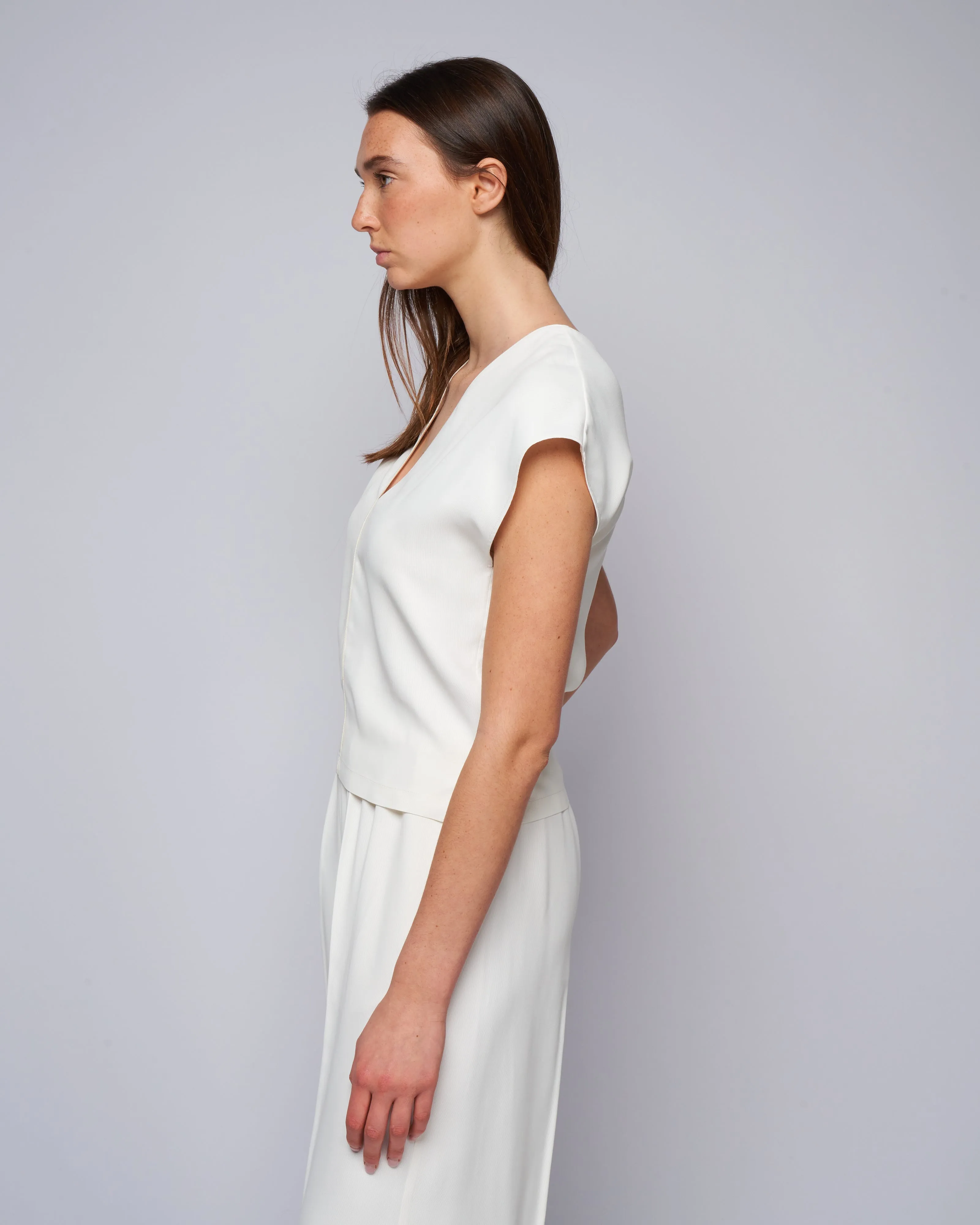 fluid ottoman v neck top - pure