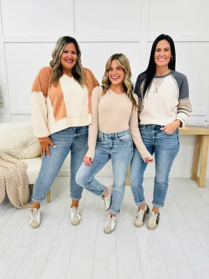 Gwendolin™ | Mid Rise Classic Style Plus Size Washed Denim