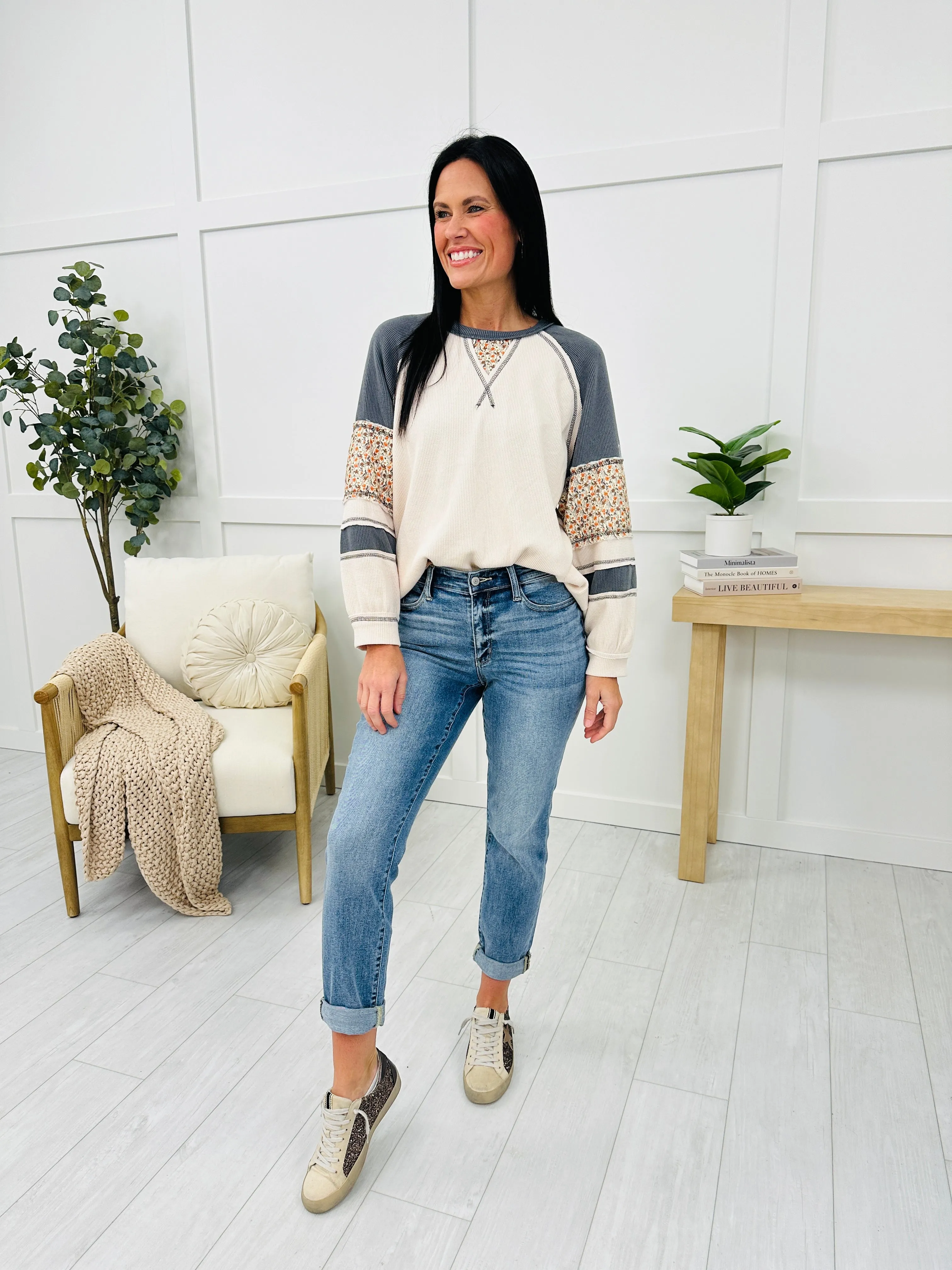 Gwendolin™ | Mid Rise Classic Style Plus Size Washed Denim
