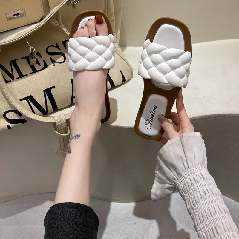 INSTOCK-Fashionable Outerwear Slippers for Women