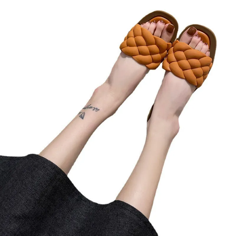 INSTOCK-Fashionable Outerwear Slippers for Women