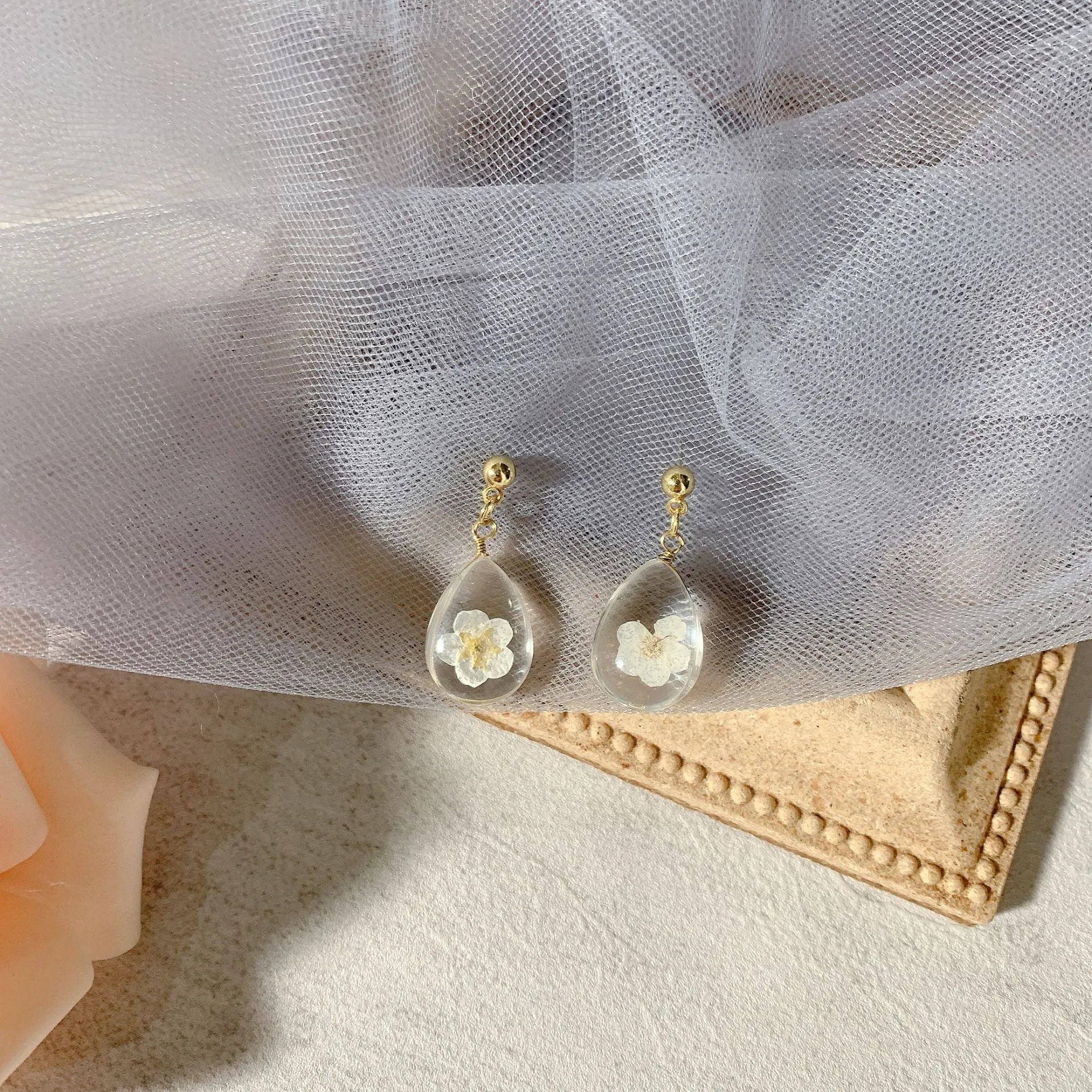 Just Lil Things White Pin Earrings jlt11580