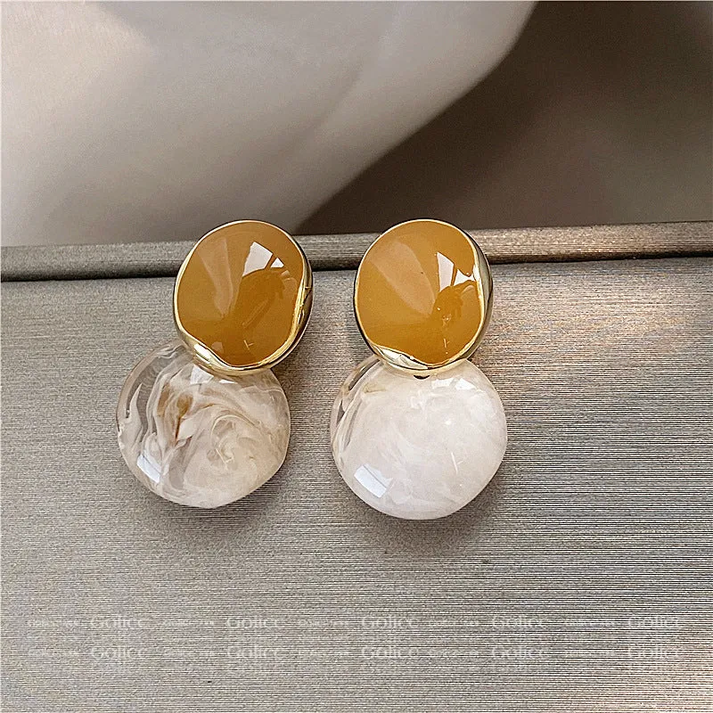 Just Lil Things White Pin Earrings jlt11594