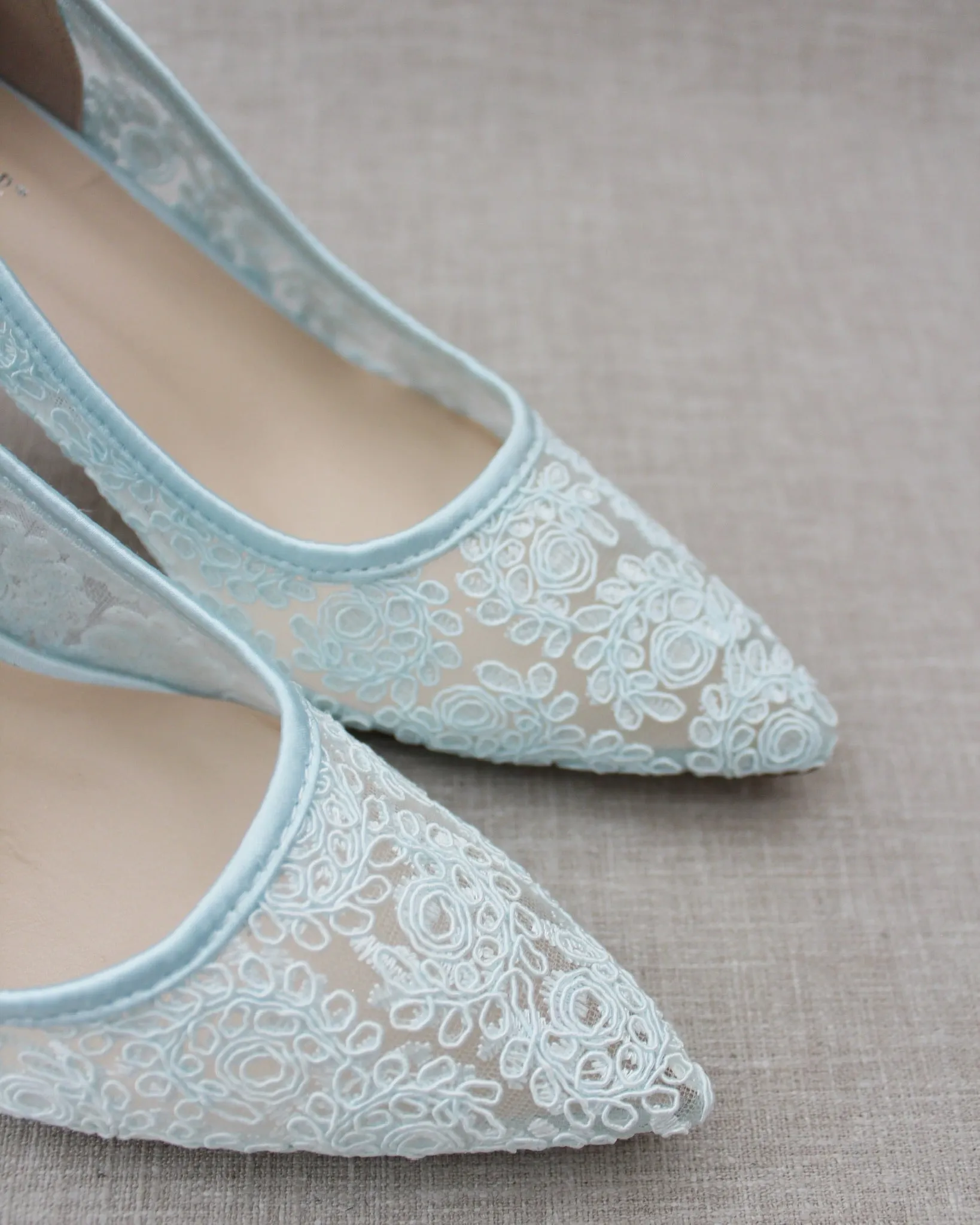Lace Evening Pump