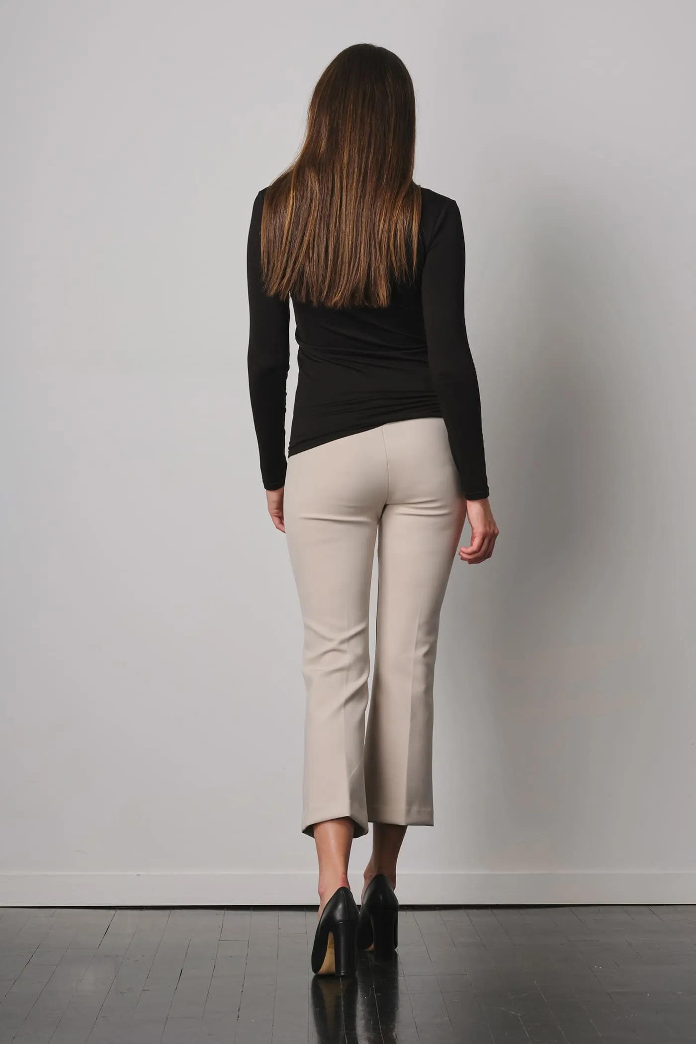 LEO Freedom Off-White