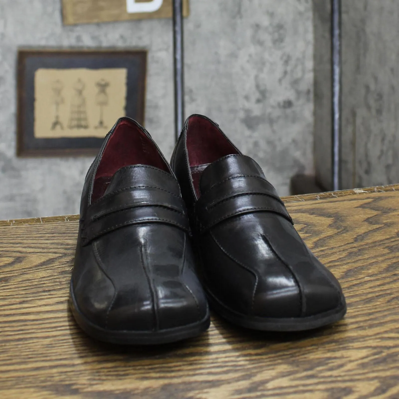 Me Too Womens Vintage Leather Block Heel Loafers 1673ee2d667281 Black 6M