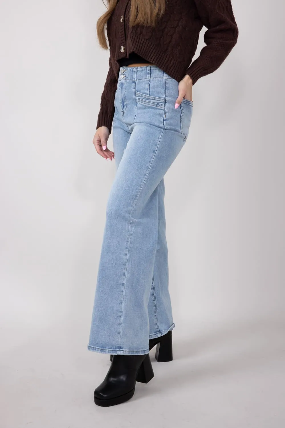 Mica High Rise Wide Leg Jeans for Women in Light Wash | MDP-W506LT