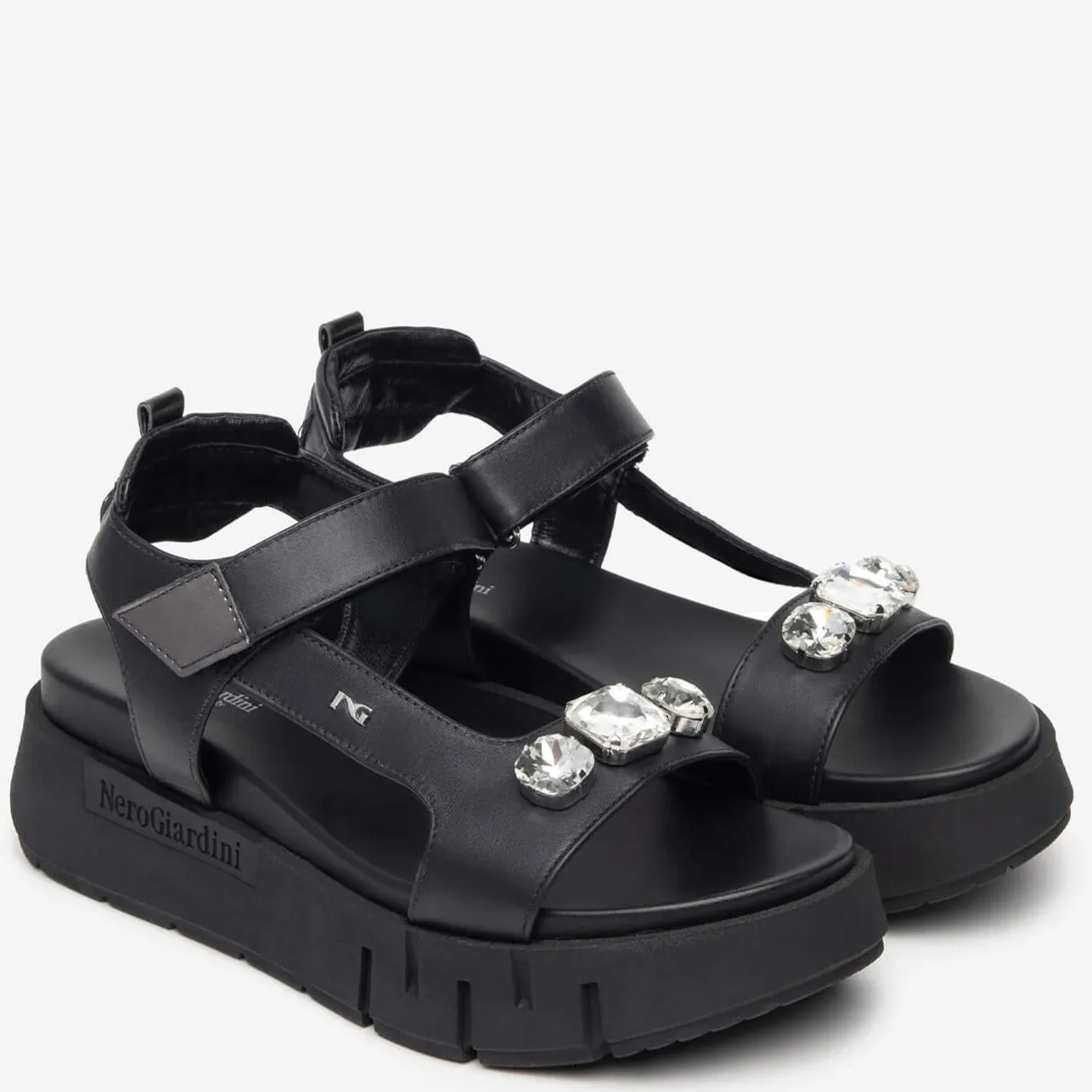 NeroGiardini Black Leather Jewelled Sporty Sandals