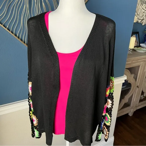 NWOT Colorful Crochet Sleeve Women's Sweater -Size Large