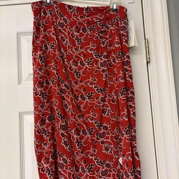 NWT Ba&amp;sh Womens Red Boho Floral Front Slit Side Zip Midi Skirt Sz Large. $245.
