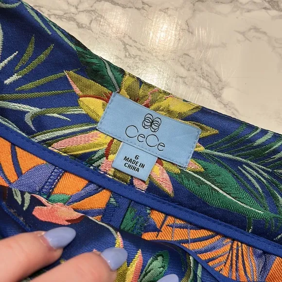 NWT! CeCe Floral Tropical Shorts
