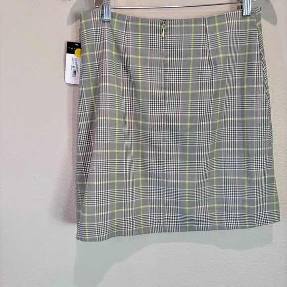 NWT Tahari ASL Women's Pleat-Front Plaid Skirt, size 8, Avocado/Lime,Preppy Fall