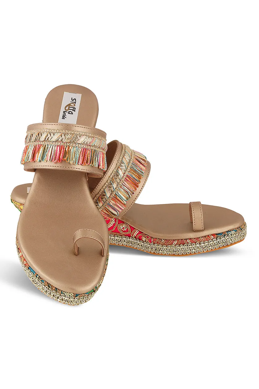 Pastel Brocade Border Low Wedge Light Gold