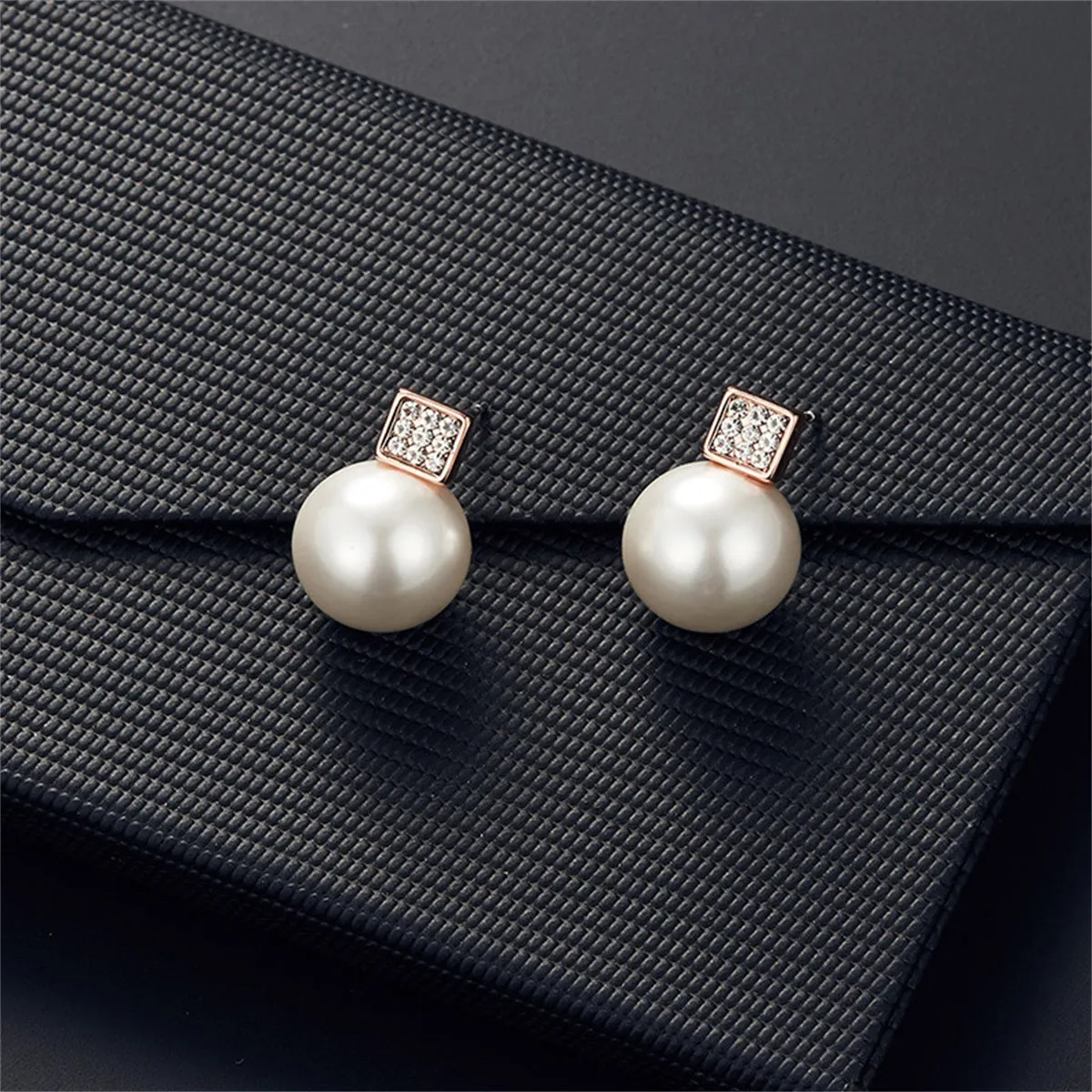 Pearl & Cubic Zirconia 18K Rose Gold-Plated Pendant Necklace & Earrings Set