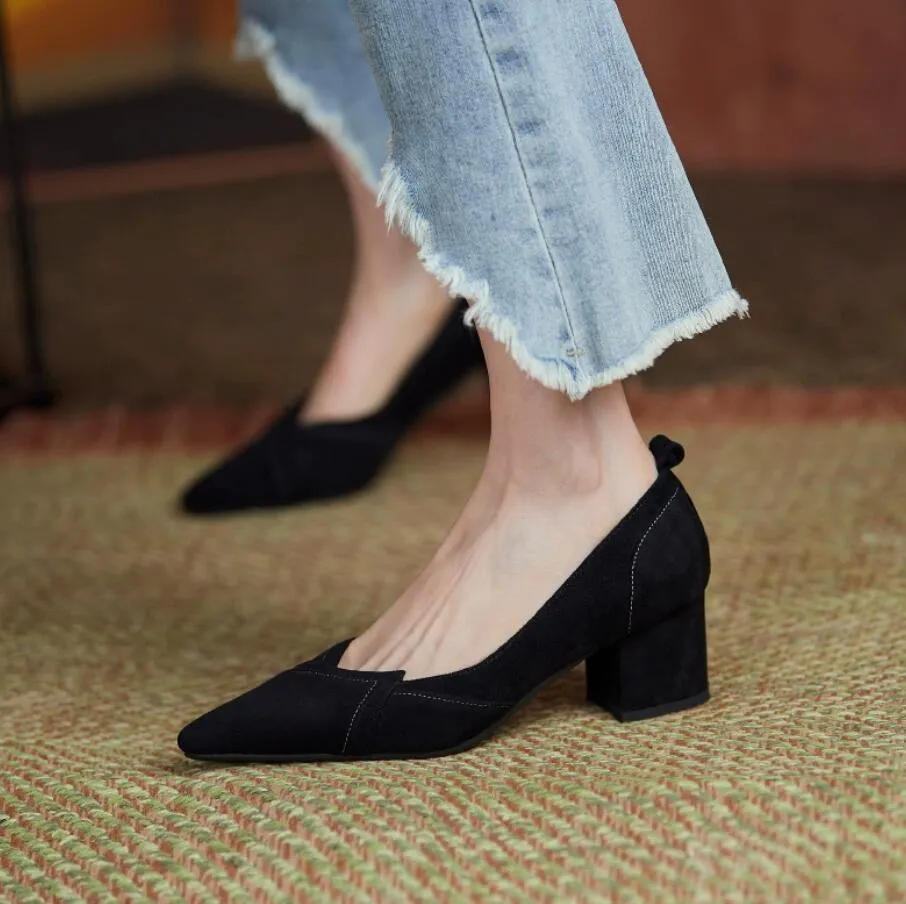 Petite Feet Women's Pointed Block Mid Heel Pumps MS211