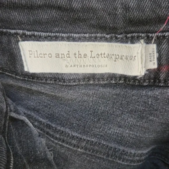 Pilcro and the Letterpress Anthropologie Black High Rise Slim Fit Jeans size 28