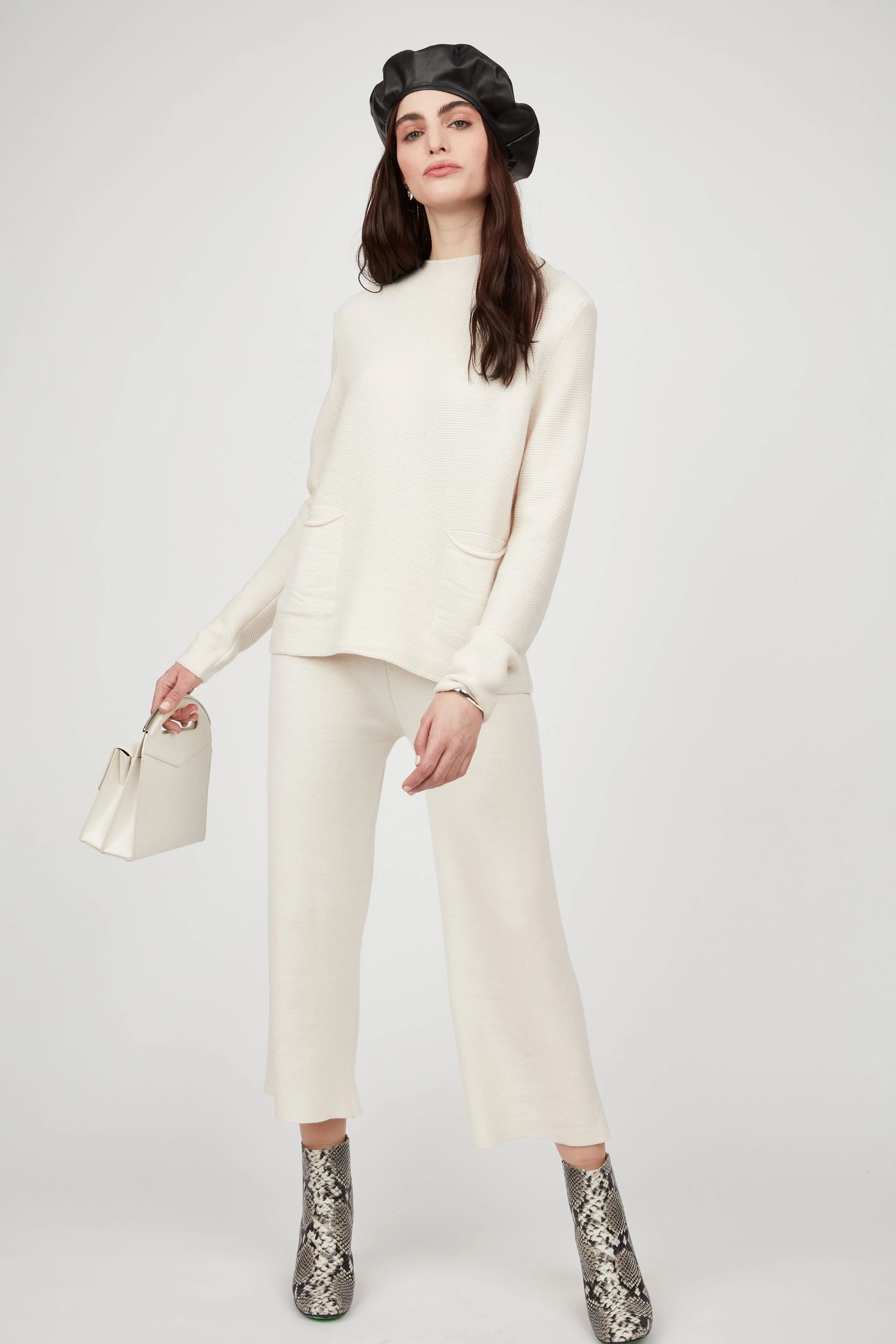 Pistache Zippered Back Sweater With Patch Pockets
