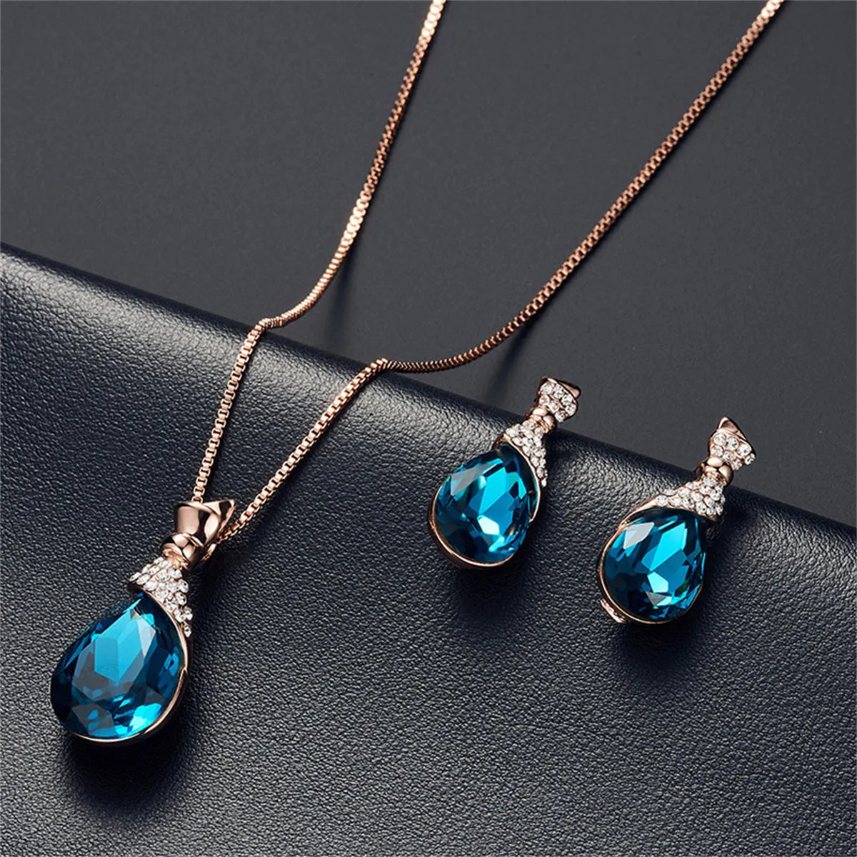 Purple Crystal & Cubic Zirconia 18K Rose Gold-Plated Pear Pendant Necklace & Drop Earrings