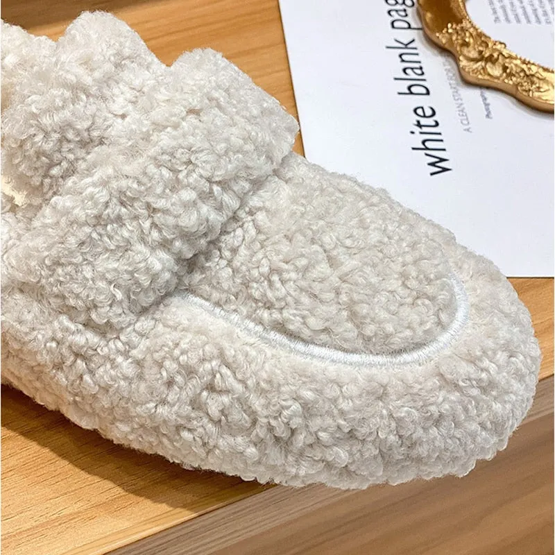 Quest™ | Cosy Fluffy Shoes