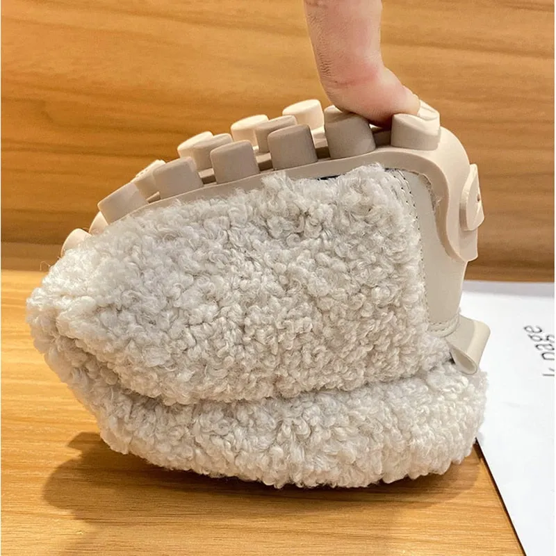 Quest™ | Cosy Fluffy Shoes