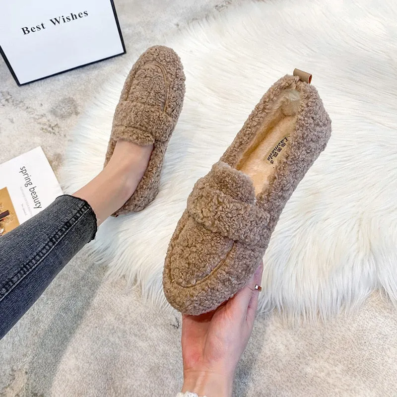 Quest™ | Cosy Fluffy Shoes