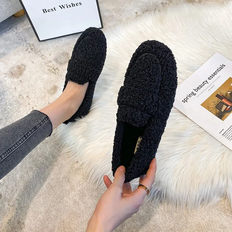 Quest™ | Cosy Fluffy Shoes