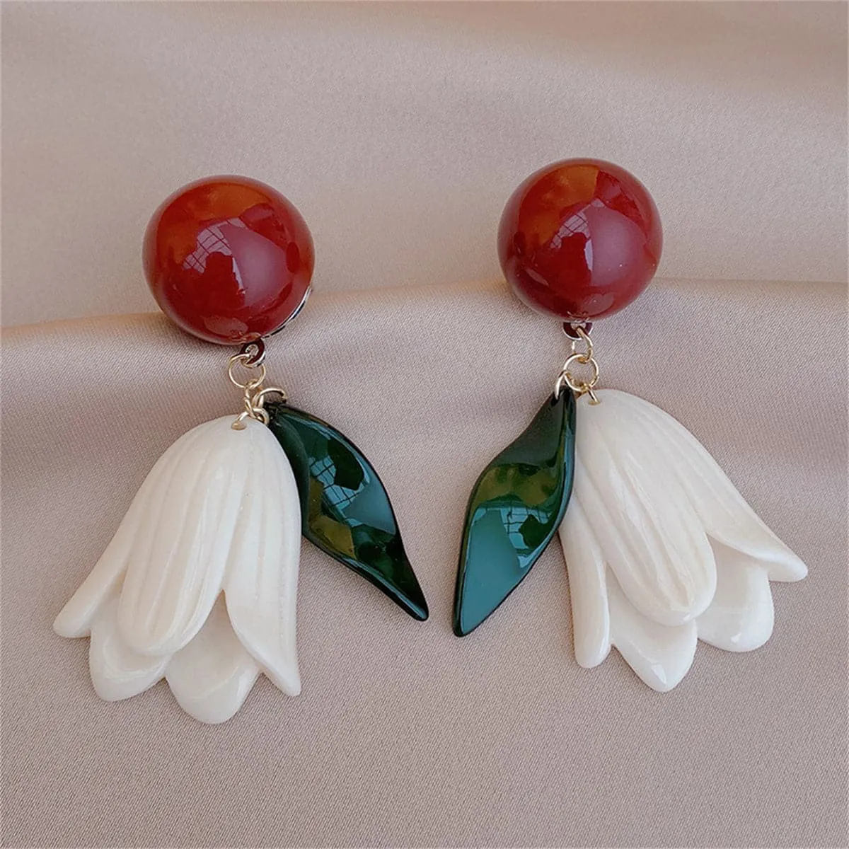 Red & White Flower Drop Earrings