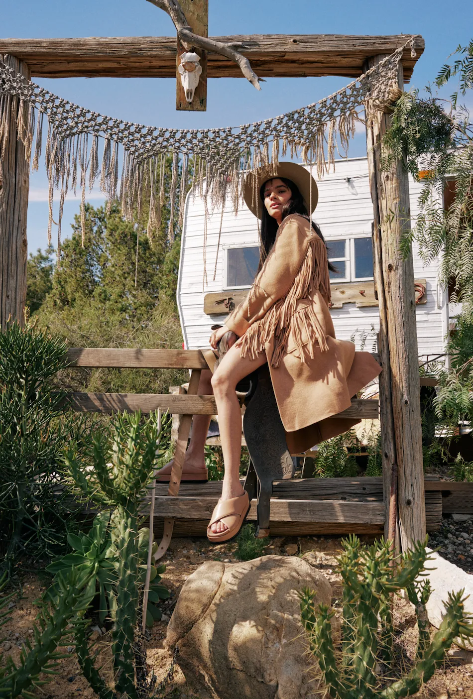 ROAM CROSS STACK PLATFORM SANDALS NUDE VEGAN LEATHER.