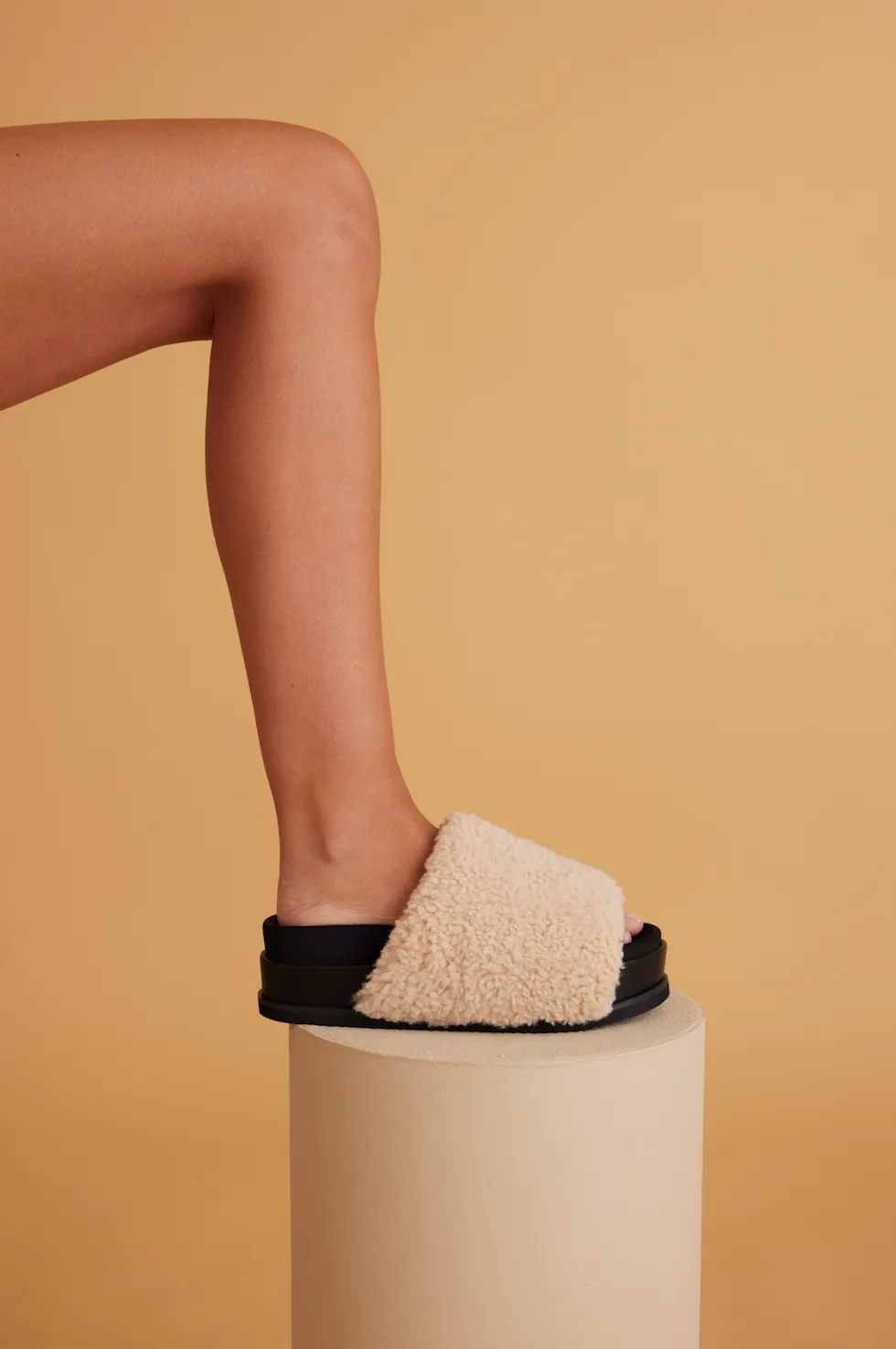 ROAM FUZZY STACK PLATFORM NUDE FAUX SHEARLING