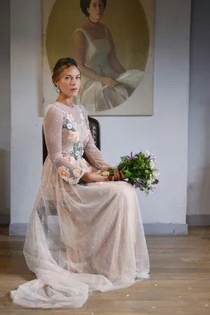Sparkly Chic A-line Scoop Sweep Train Long Sleeve Embroidery Long Open Back Tulle Prom Dress OHC191