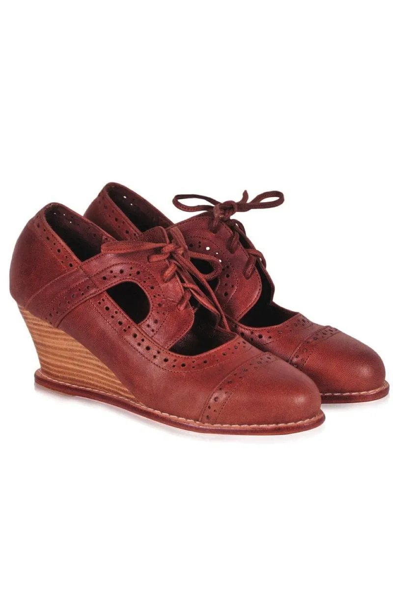 Stockholm Oxford Wedges in Light Tan