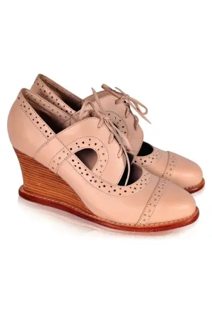 Stockholm Oxford Wedges in Light Tan