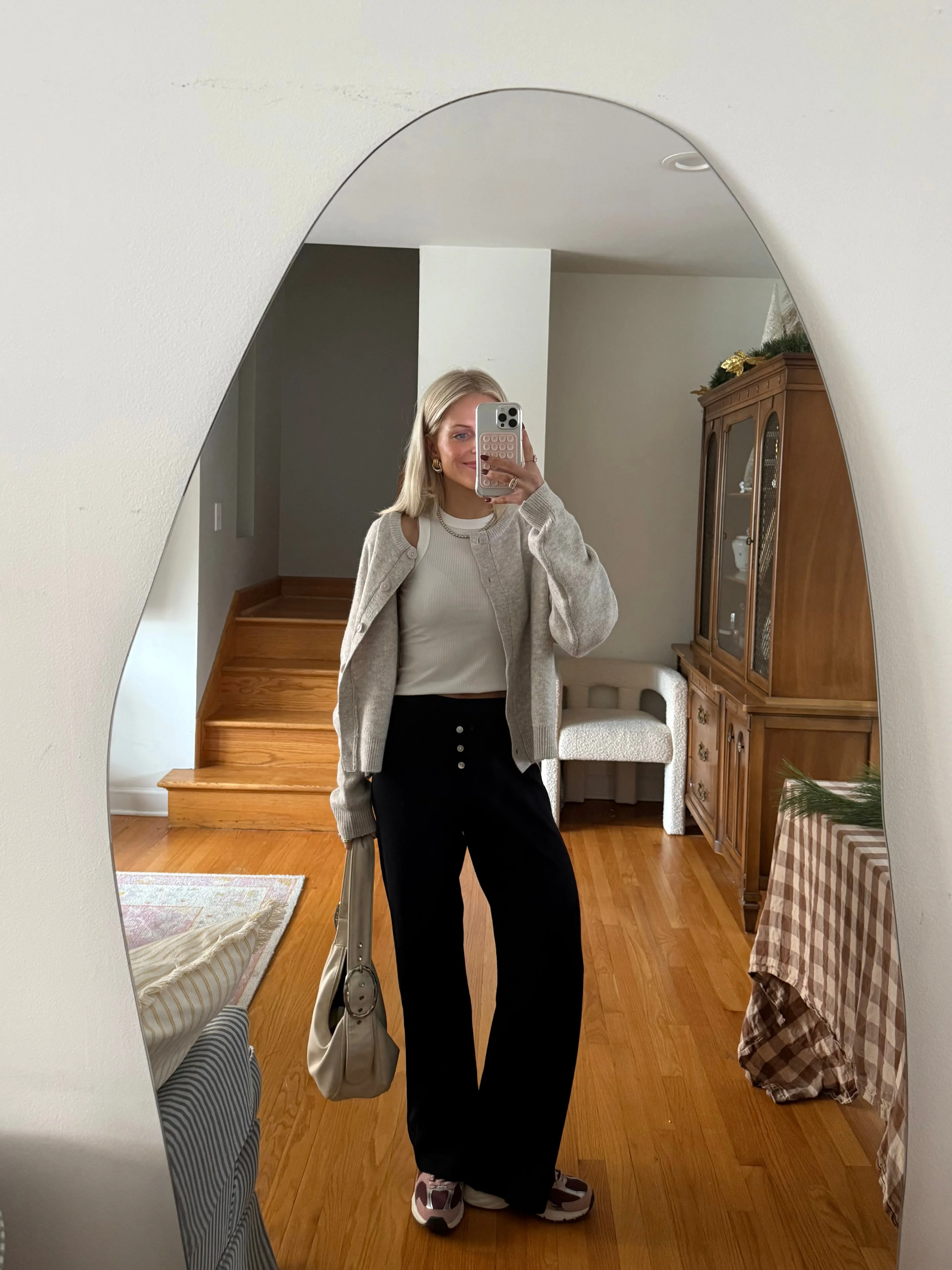 The Easy Peasy Pant // Black